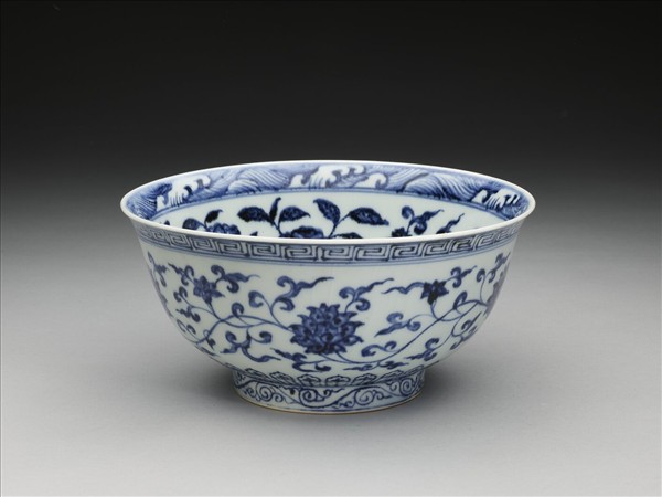 青花花卉紋碗