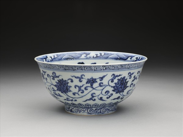 青花花卉紋碗