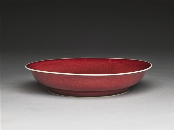 紅釉盤