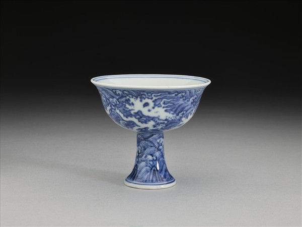 青花龍紋高足鍾