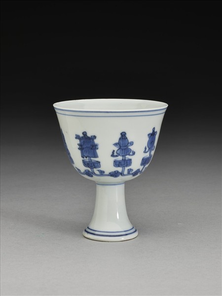 青花八寶紋高足杯