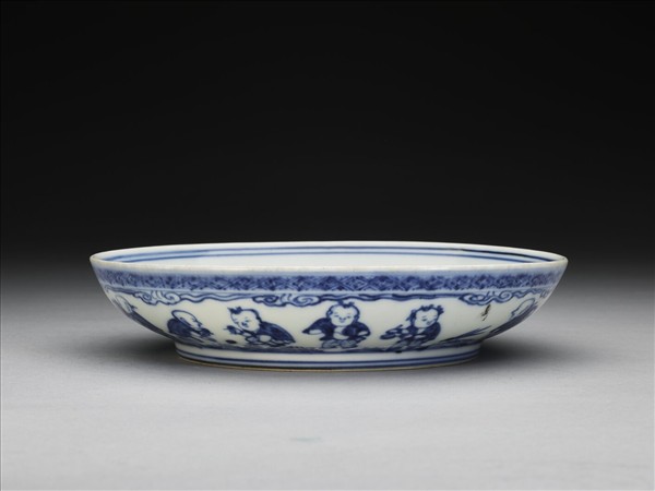 青花嬰戲圖盤