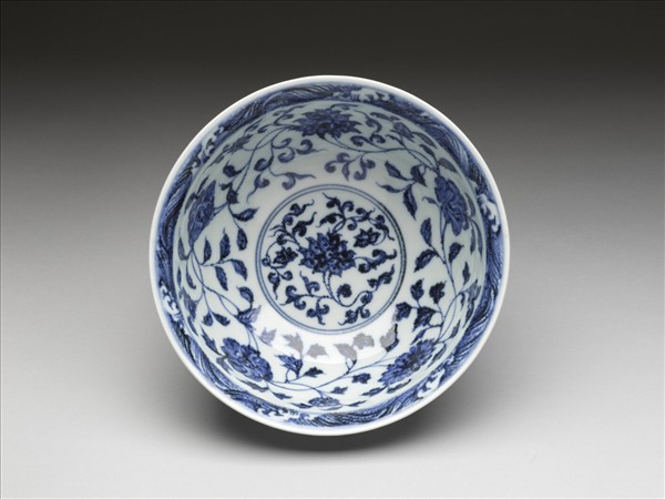 青花花卉紋碗