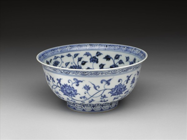 青花花卉紋碗