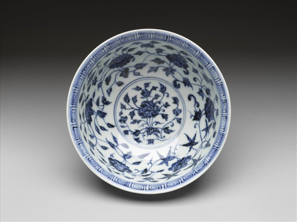 青花花卉紋碗