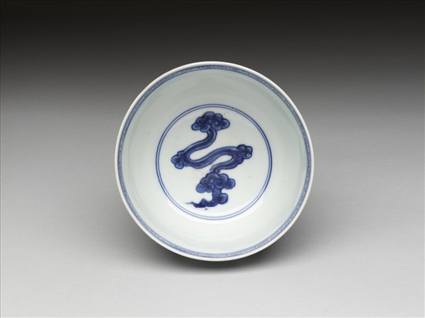 青花雙龍戲珠紋碗