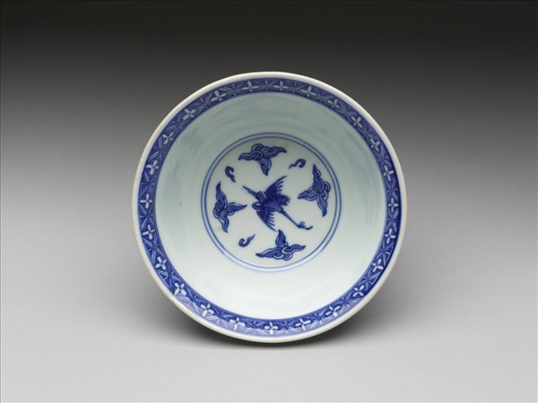 青花雲鶴紋碗