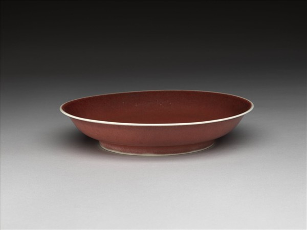紅釉盤