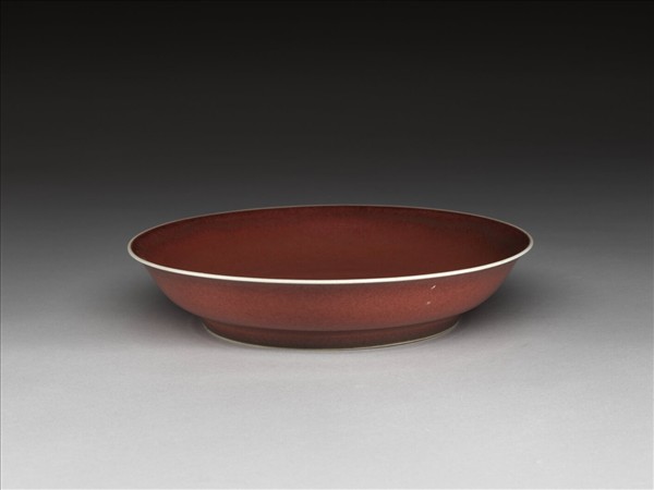 紅釉盤
