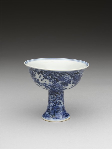 青花龍紋高足鍾