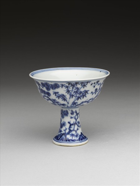 青花歲寒三友圖高足杯