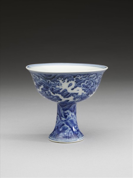 青花龍紋高足鍾