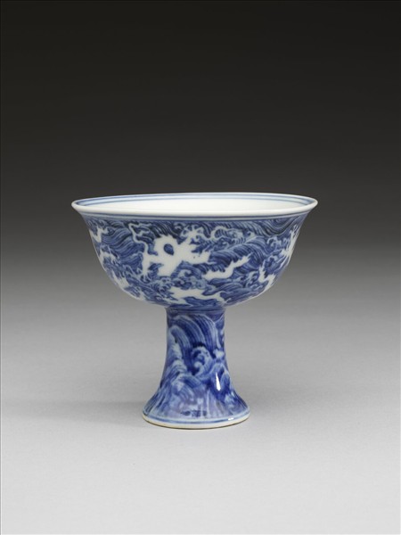 青花龍紋高足鍾