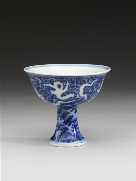 青花龍紋高足鍾