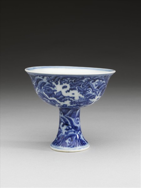 青花龍紋高足鍾