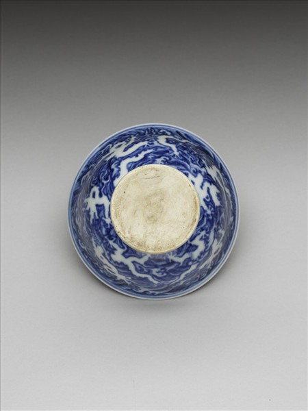 青花龍紋高足鍾