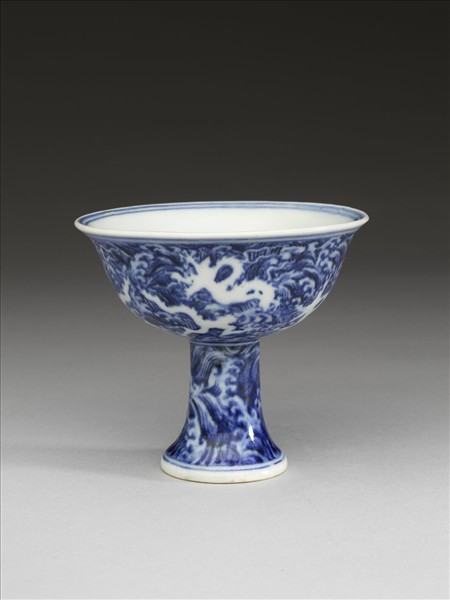 青花龍紋高足鍾