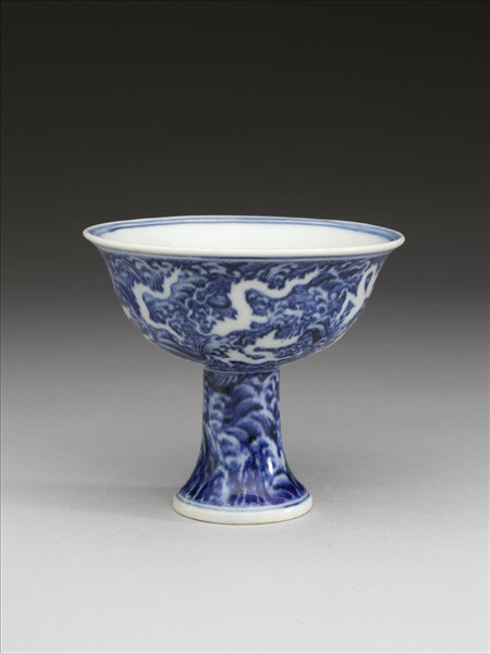 青花龍紋高足鍾