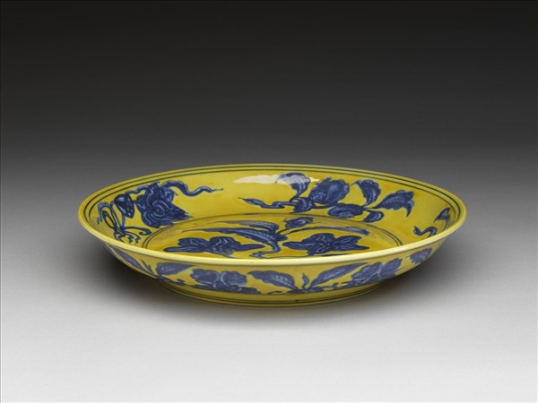 黃地青花花果盤