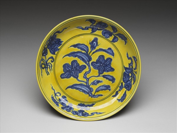 黃地青花花果盤