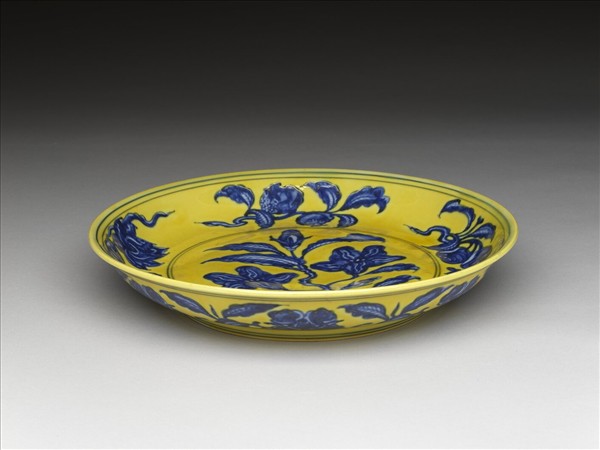 黃地青花花果盤