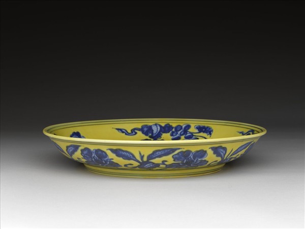 黃地青花花果盤