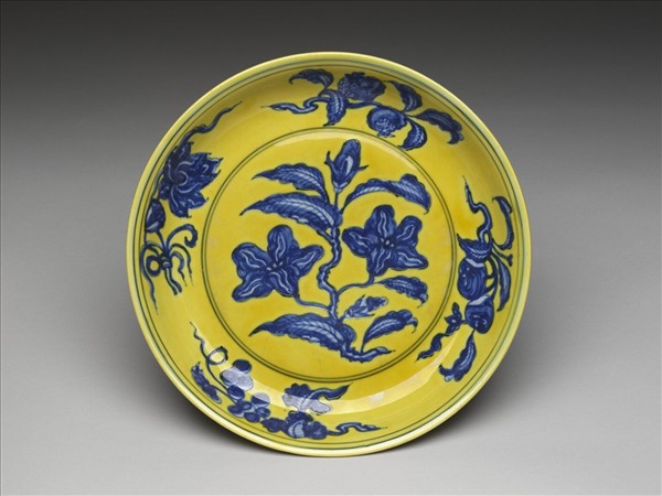 黃地青花花果盤