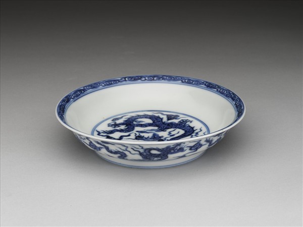 青花六龍紋盤