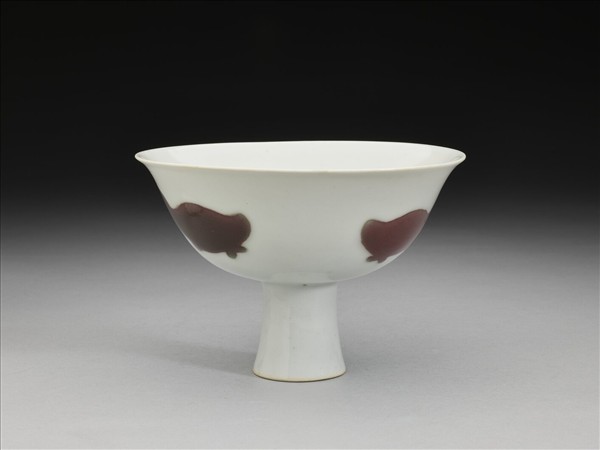 釉裡紅三魚紋高足碗