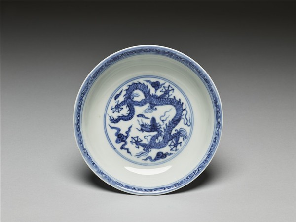 青花六龍紋盤