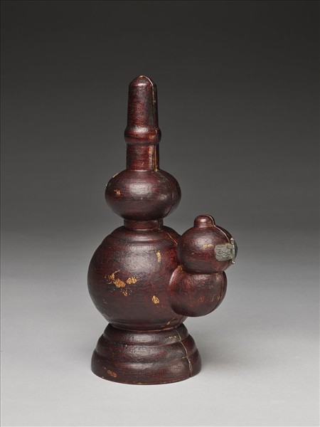 褐漆幾何紋皮套