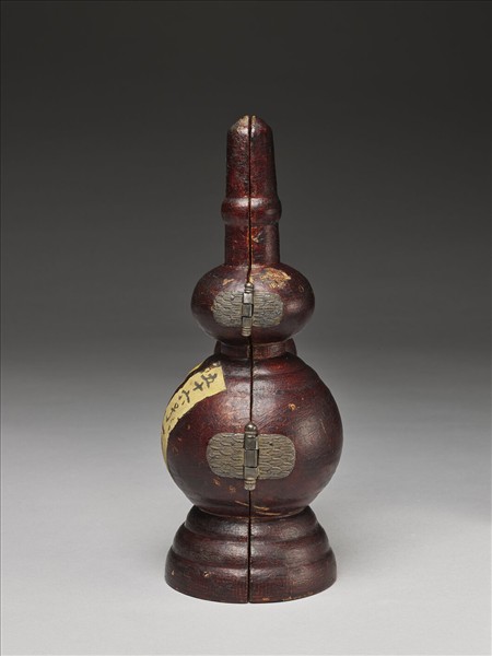 褐漆幾何紋皮套