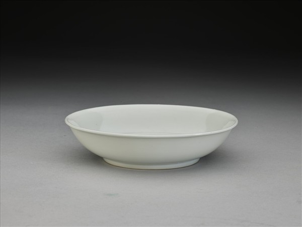 甜白釉碟
