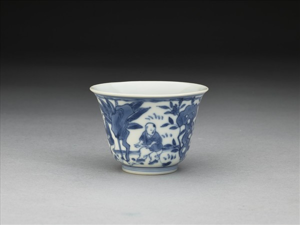 青花嬰戲圖杯