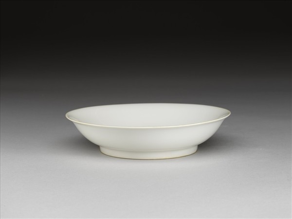甜白釉碟