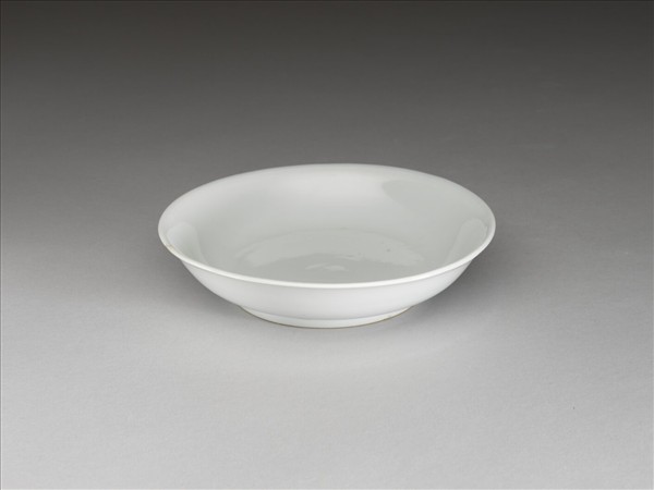 甜白釉碟