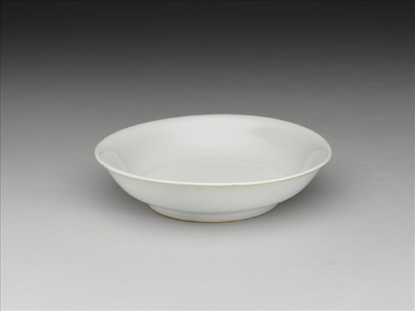 甜白釉碟