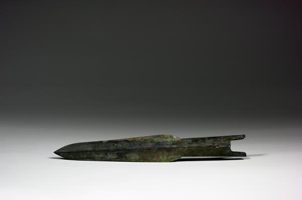 菱形紋銅矛