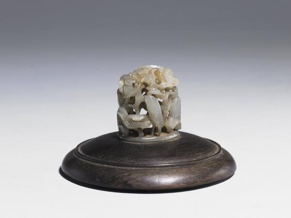 汀渚鷺鷥紋玉頂