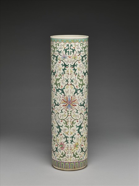 粉彩纏枝花卉紋花插