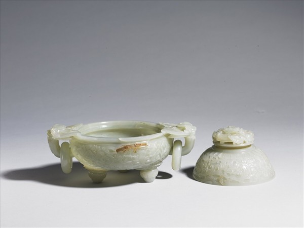 玉雕番蓮活耳爐