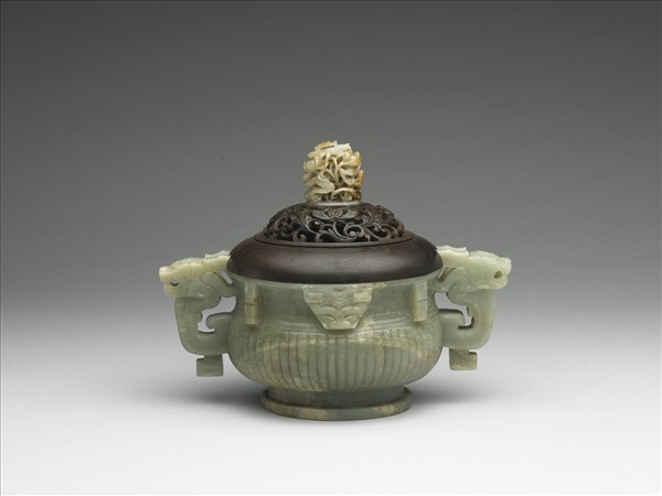 玉直棱紋簋形爐