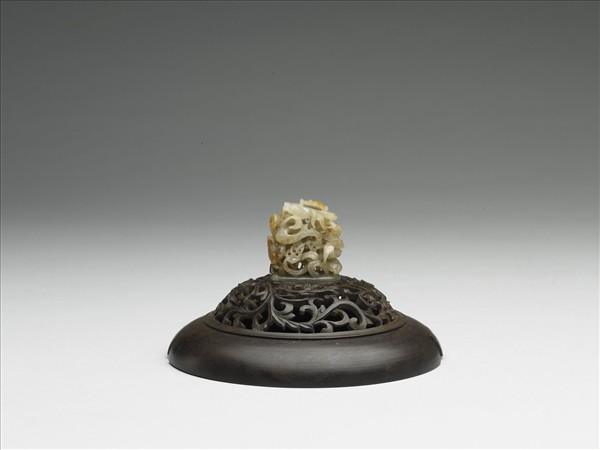 花間行龍紋玉頂