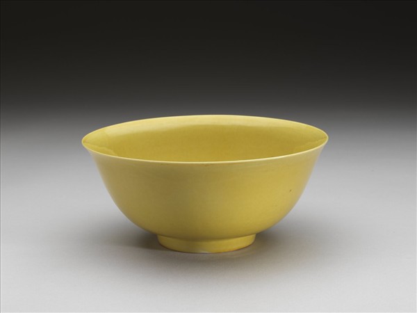 黃釉碗