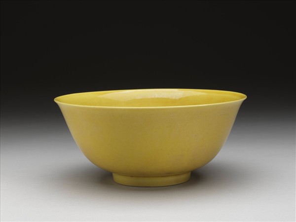 黃釉碗