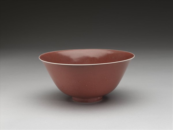 霽紅釉碗