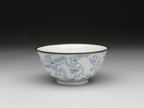 青花嬰戲圖碗