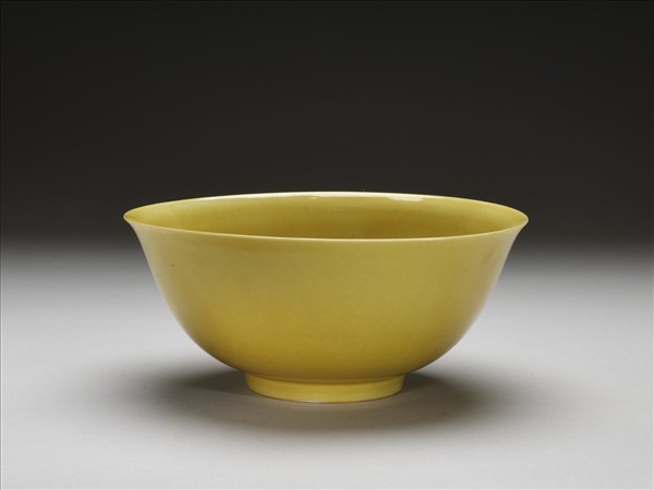 黃釉碗