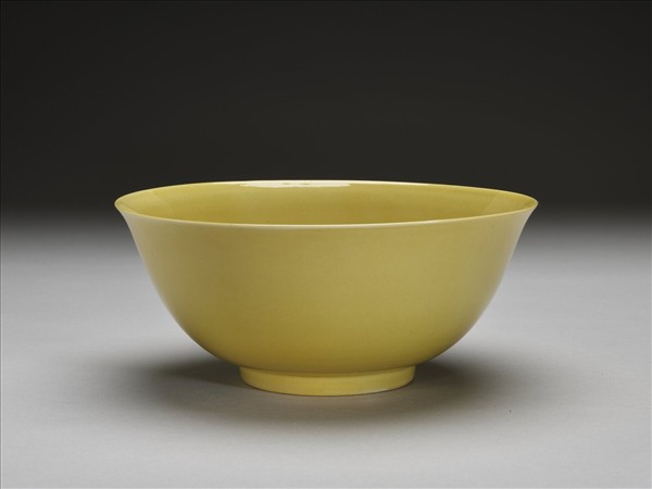 黃釉碗