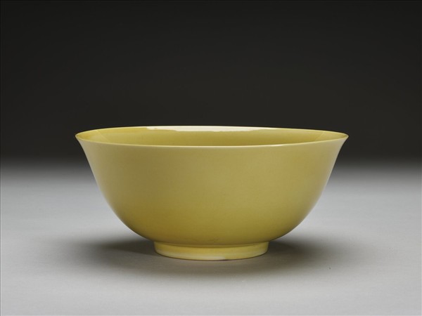 黃釉碗